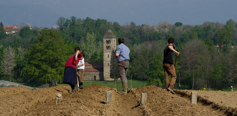 14_04_14_bose_lavoro_orto_00