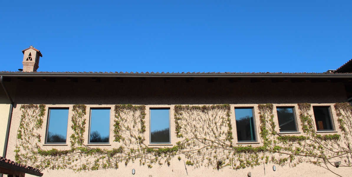 002_26_sole_finestre